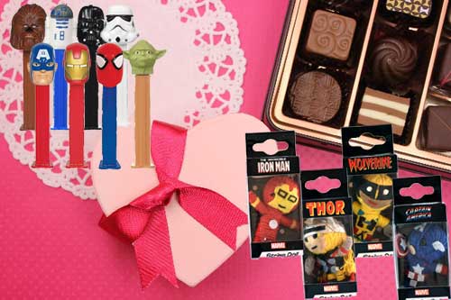 もうすぐバレンタイン…本命カレの大好きなキャラグッズをチョコと一緒に！